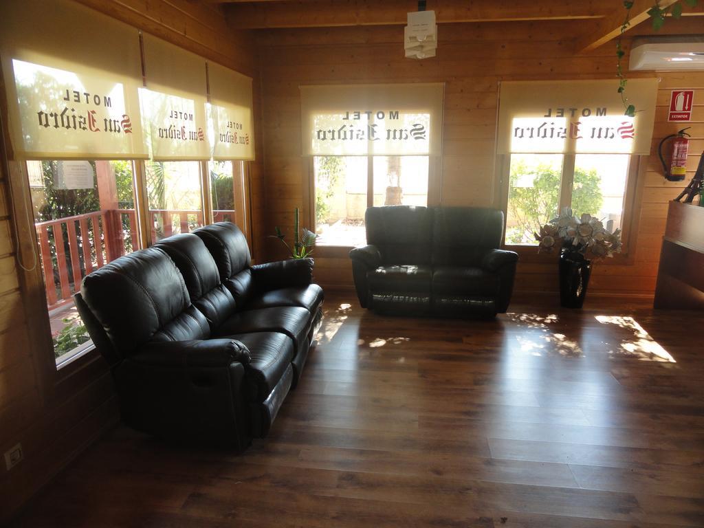 Motel San Isidro Villarrubio Kültér fotó